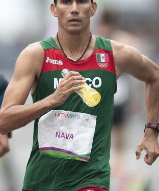 El marchista mexicano Horacio Nava se lleva la Medalla de PLATA en los 50km marcha