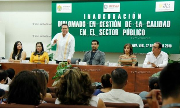 Capacita SEFIPLAN a trabajadores que brindan atención ciudadana