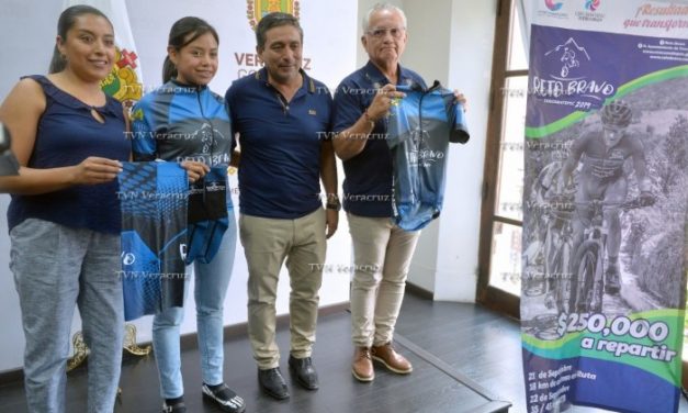 Impulsa SECTUR evento de ciclismo “Reto Bravo”, en Coscomatepec