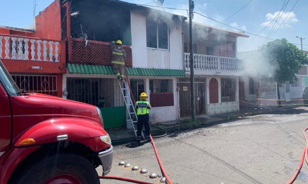 Incendio en Casas Tamsa