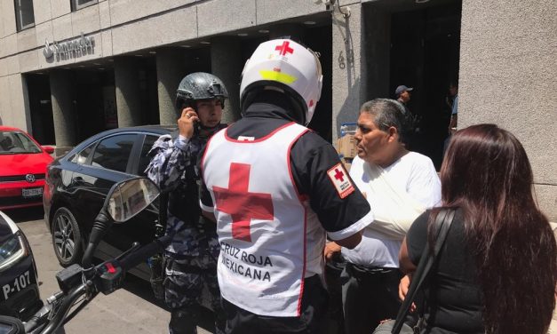 Tras riña por estacionamiento en Veracruz,  lesionan a guardia de seguridad de la tercera edad