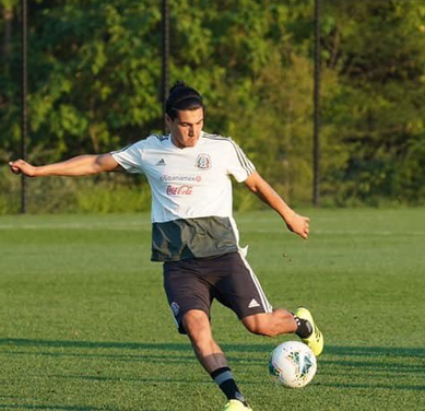 Durante el entrenamiento de  @miseleccionmx  en Nueva Jersey, Erick Gutiérrez sufrió una fractura del segundo metacarpo de la mano derecha.