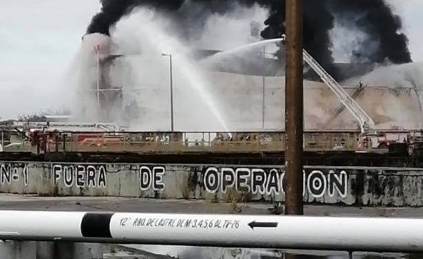 Sólo pérdidas materiales deja incendio en la termina pajaritos