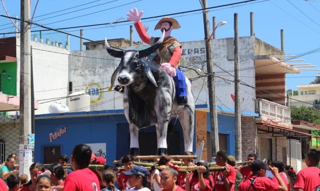 Mojiganga 2019 en Alvarado