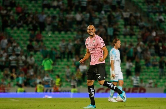 Santos vence a Gallos y recupera liderato de Liga MX