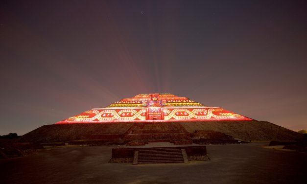 “Experiencia Nocturna en Teotihuacán”, espectáculo cultural multimedia