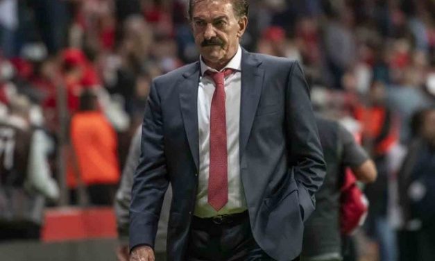 Ricardo La Volpe es cesado del Toluca