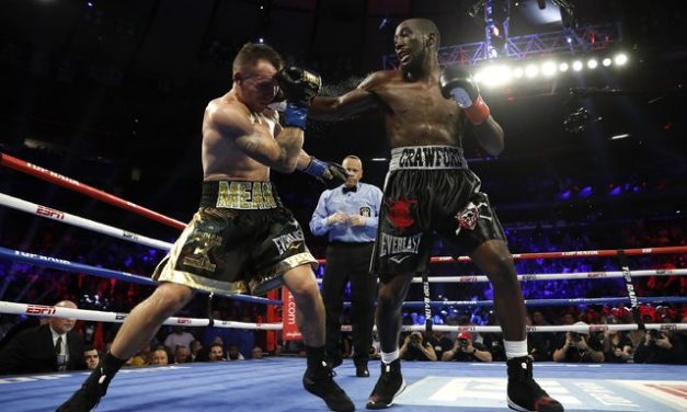 Terence Crawford noquea y retiene título welter OMB