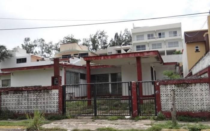 Cancela Pemex venta de casas abandonadas, gasolineras y terrenos en varios  municipios de Veracruz - NNVeracruz