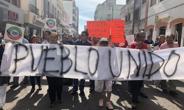 Marchan contra CFE, Grupo MAS, CAB, parquímetros y Tránsito en Veracruz