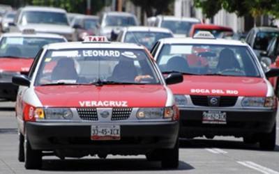 Disminuye uso de taxis hasta en un 50% en Veracruz por Coronavirus