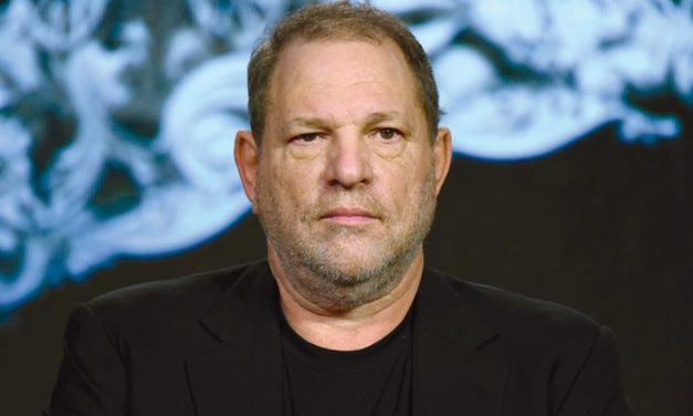 Aíslan a Harvey Weinstein tras infectarse de COVID-19 en prisión