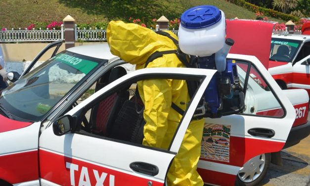 Arranca operativo para sanitizar taxis