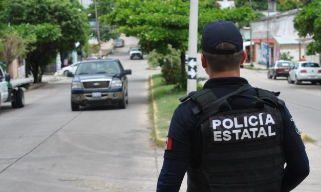 Encierran a empleados de supermercado en Veracruz; les roban sus pertenencias