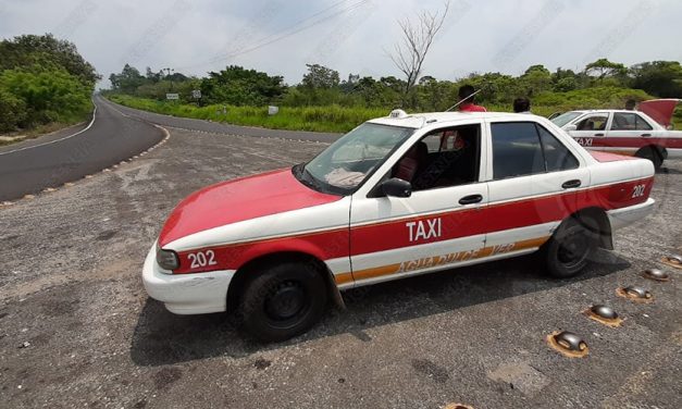 ​Reducen número de pasajeros en taxis contra coronavirus