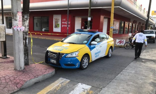 Inician cierres viales en centro de Veracruz por Transporte Público Estatal