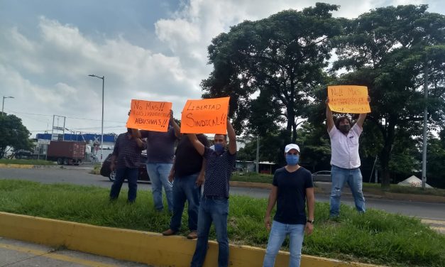 POR DESPIDOS LABORALES SIGUEN LAS MANIFESTACIONES EN TENARIS TAMSA.