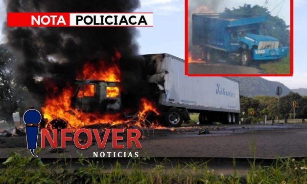 Amatlan, Ver.- La mañana de este sábado se registró un aparatoso accidente sobre la carretera Federal Córdoba – Veracruz entre un camión cañero y un tráiler (VIDEO) el cual dejó como saldo daños materiales y el cierre de la circulación.