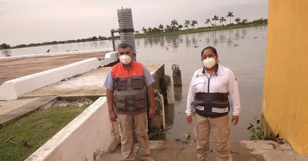 Los niveles de los ríos San Juan y Tesechoacán se mantienen en aumento.