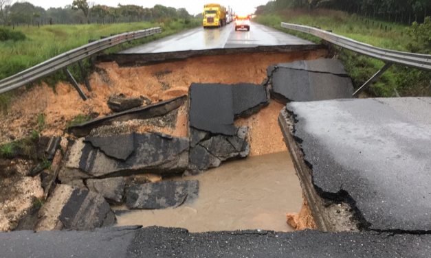 Se caen dos puentes en Las Choapas, Ver. (FOTOS)