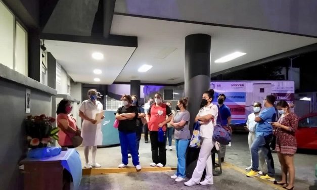 Realizan homenaje póstumo a enfermera del Hospital Regional de Veracruz