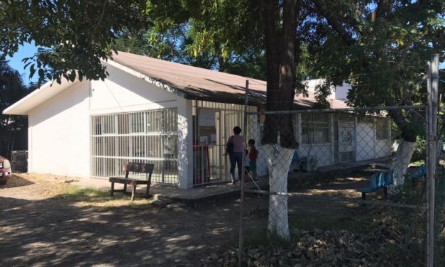 Dejan sin clima a centro de salud de colonia Amapolas