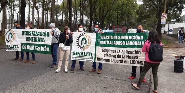 PROTESTAN TRABAJADORES DE LICONSA