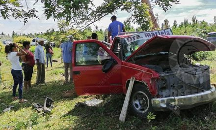 DOS LESIONADAS EN ACIDENTE EN LAS CHOAPAS