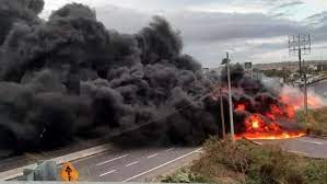 EXPLOTA PIPA EN LA AUTOPISTA VERACRUZ-CARDEL