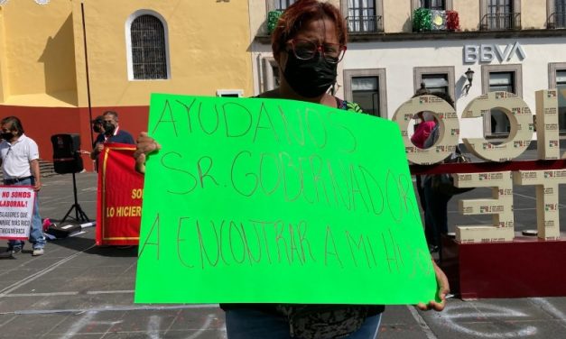 Protestan familiares de señor arrastrado por el río Actopan; piden desviar cauce para agilizar búsqueda