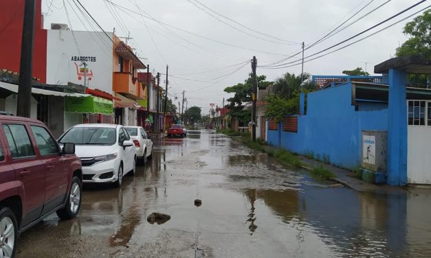 ENCHARCAMIENTOS EN COSAMALOAPAN POR INTENSAS LLUVIAS