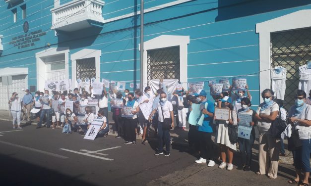 SOCIEDAD CIVIL Y MEDICOS EN DESACUERDO CON RESOLUCION DE LA SCJN POR CONSIDERAR ANTICONSTITUCIONAL LA PENALIZACION DEL ABORTO