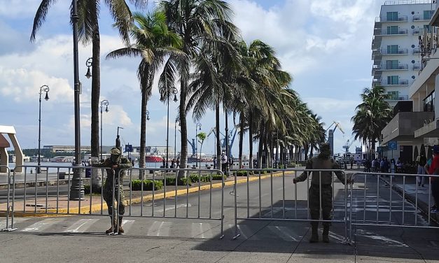 CIERRAN TRAFICO EN EL CENTRO DE VERACRUZ