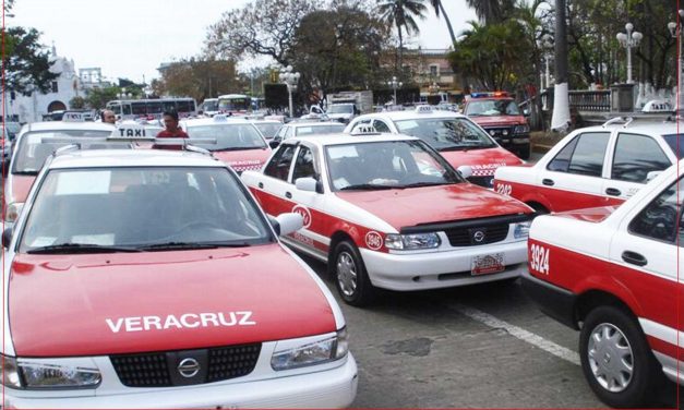 Disminuyó el trabajo para taxistas en Veracruz