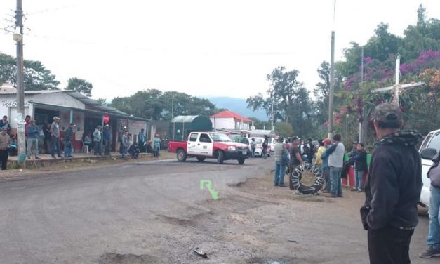 Cafetaleros exigen pago justo y toman AMSA