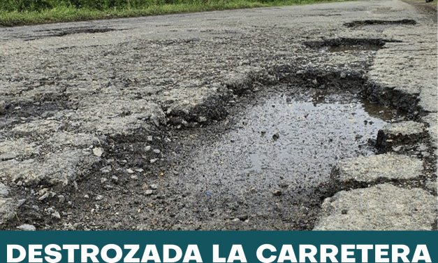 DESTROZADA LA CARRETERA TLAPACOYAN – MARTINEZ DE LA TORRE