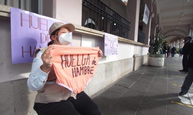 HUELGA DE HAMBRE EN EL PALACIO MUNICIPAL DE XALAPA