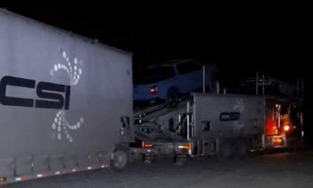 Ladrones armados roban camionetas de nodriza en Emiliano Zapata