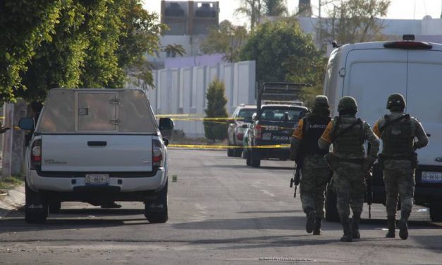 OLA DE VIOLENCIA EN COLIMA OBLIGA A SUSPENSION DE CLASES Y CIERRE DE NEGOCIOS