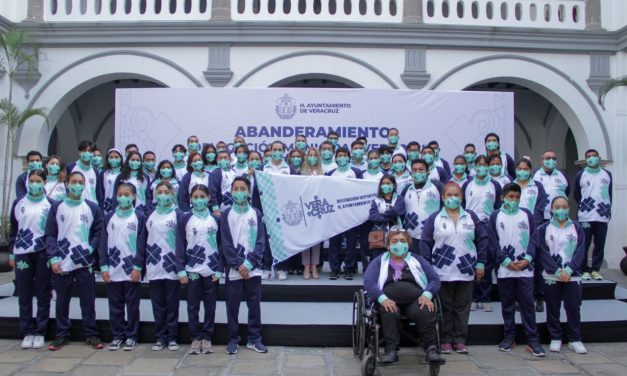 ABANDERAN ATLETAS Y PARAATLETAS VERACRUZANOS