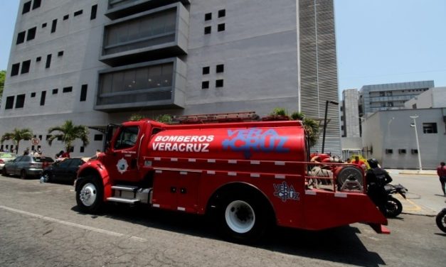 INCENDIO EN LA TORRE PEDIATRICA DE VERACRUZ