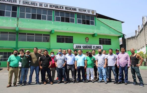 OBREROS ACTIVOS DEL INGENIO EL CARMEN DE CUAUTLAPAN, PIDEN AL PRESIDENTE LIC. ANDRES MANUEL LOPEZ OBRADOR SER ESCUCHADOS