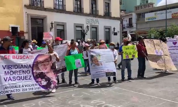 Protestan familiares de Viridiana; joven desaparecida en Cardel (VIDEO)