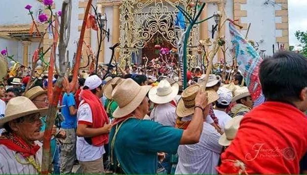 VELADA EN XICO PARA DESPEDIR A LOS FLOREROS DENTRO DE LAS FIESTAS DE MARIA MAGDALENA