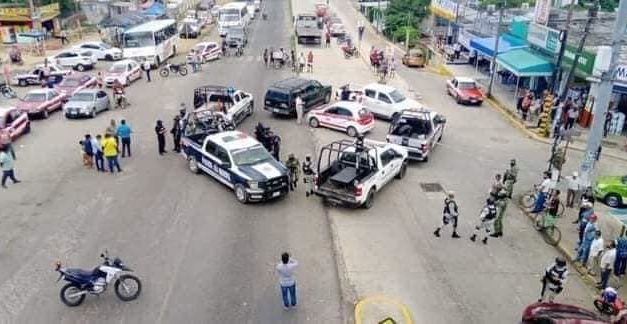 TAXISTA ES ASESINADO A BALAZOS EN COSOLEACAQUE