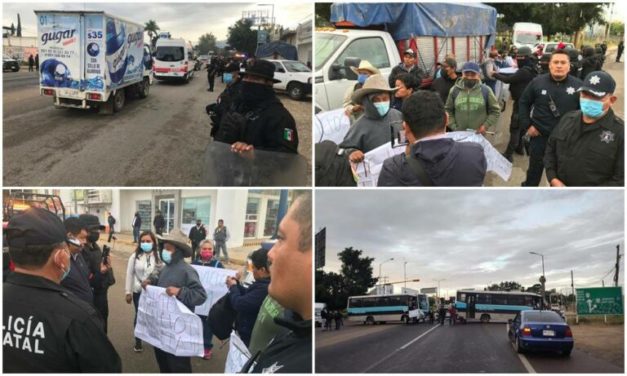 Texcatitlán bloqueó Crucero del Aeropuerto en Oaxaca; autoridades los desalojan