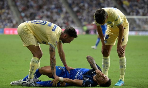 Refuerzo de Monterrey al quirófano por rotura de ligamentos