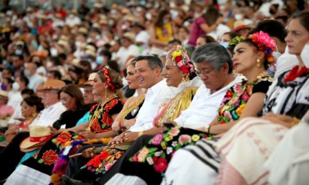 La Guelaguetza, ¡más viva que nunca!, vibró en los corazones y almas de los asistentes