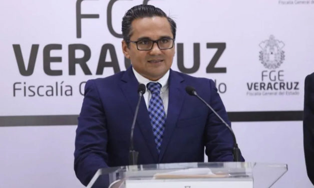 DETIENEN A JORGE WINCLER ORTIZ, EXFISCAL DE VERACRUZ