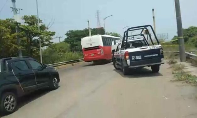 Arrollan y matan a varón en carretera Coatzacoalcos-Villahermosa